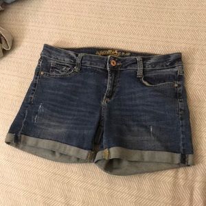 Mid-rise Midi Shorts